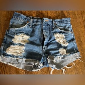 Distressed Wrangler Highrise Jean Shorts